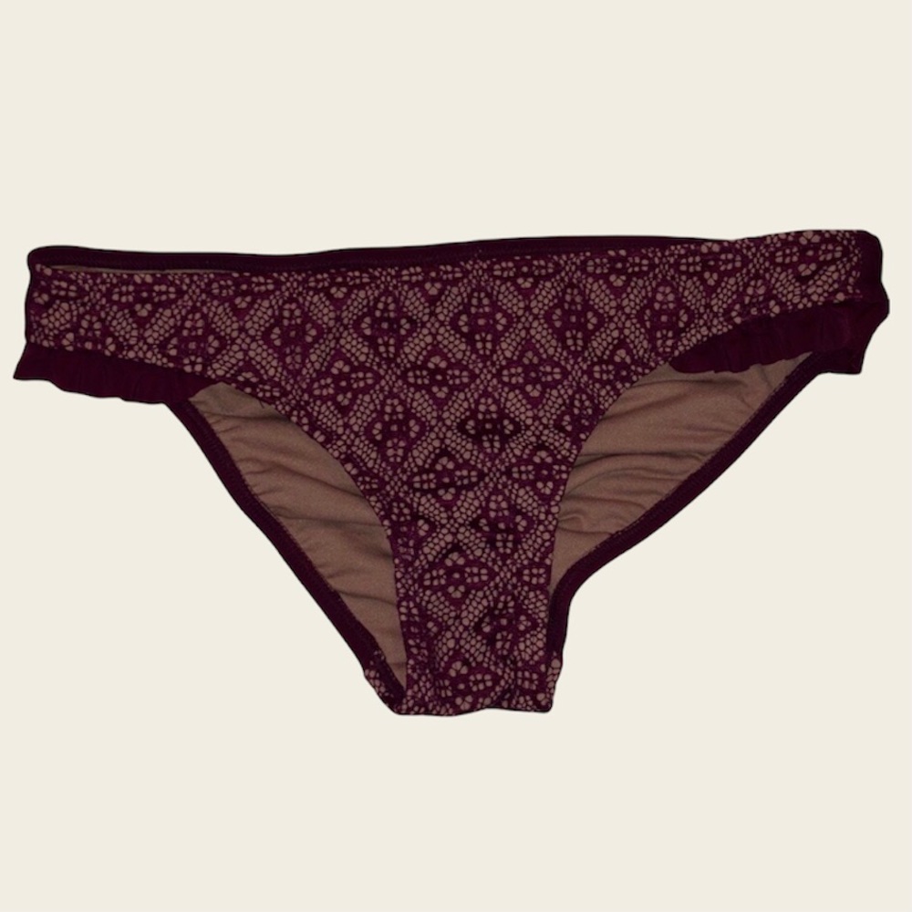 Xhilaration — Purple Lace Swim Bottoms